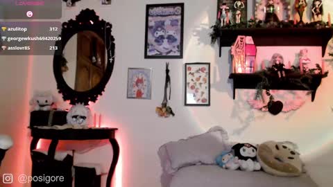 Anna Goth independient model online show from February 10, 11:45 pm