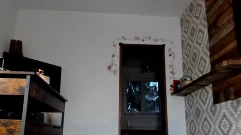 Snapshot of positivevibess chatting on December 1, 2:22 pm positivevibess online show from December 1, 2:22 pm