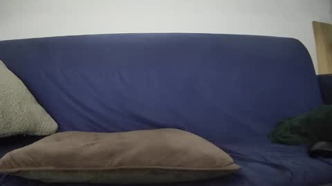 Snapshot of potipott1 chatting on April 17, 10:40 am mr vain online show from April 17, 10:40 am