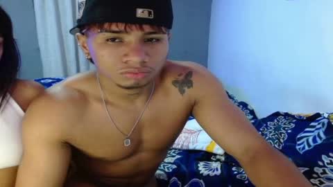 ALEX Y ALEXA online show from February 13, 5:26 am