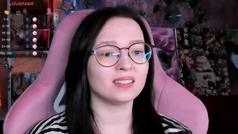 Snapshot of power_robynn chatting on June 10, 2:49 pm Robyn online show from June 10, 2:49 pm