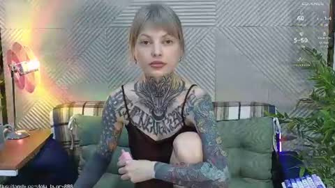 Lola online show from June 27, 6:40 am
