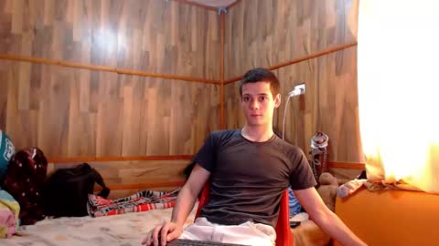 Snapshot of powertwinky chatting on October 6, 7:11 pm chris independent  online show from October 6, 7:11 pm