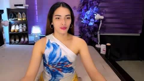 preciosa_banks69 online show from November 30, 6:39 am