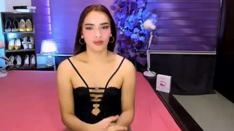 preciosa_banks69 online show from December 23, 6:33 am