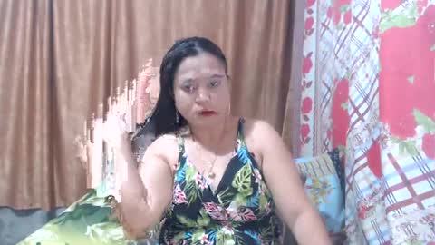 Snapshot of precious0088 chatting on June 27, 2:05 am precious0088 online show from June 27, 2:05 am
