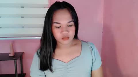 Snapshot of precious_ariah chatting on February 24, 5:54 am Just PRECIOUS online show from February 24, 5:54 am