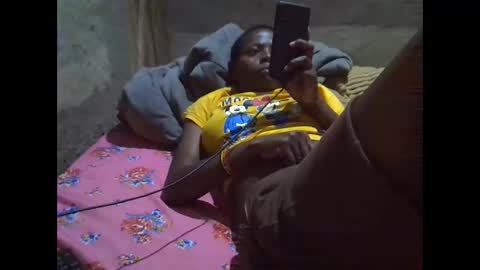 Snapshot of precious_nesh chatting on May 19, 5:14 am precious_nesh online show from May 19, 5:14 am