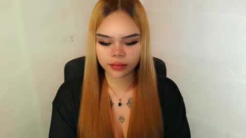 MAXXINE online show from December 3, 2:52 am