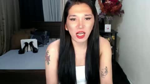 Snapshot of preciousrosedoll chatting on December 5, 12:19 am Rosedoll online show from December 5, 12:19 am