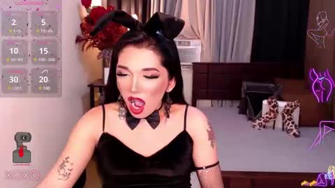 Snapshot of preciousrosedoll chatting on December 13, 12:09 am Rosedoll online show from December 13, 12:09 am