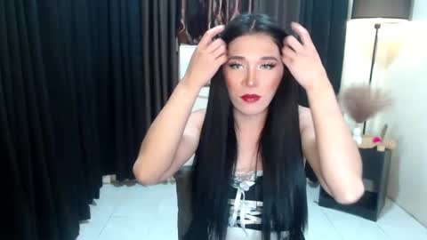 Snapshot of preciousrosedoll chatting on January 5, 11:04 am Rosedoll online show from January 5, 11:04 am