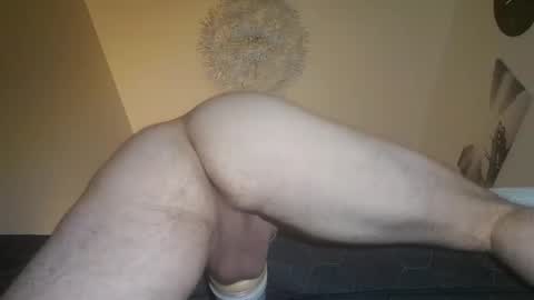 Snapshot of precummilker chatting on December 29, 8:22 am precummilker online show from December 29, 8:22 am