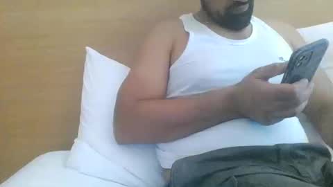 Snapshot of preetam_bbc chatting on September 24, 9:45 am preetam_bbc online show from September 24, 9:45 am