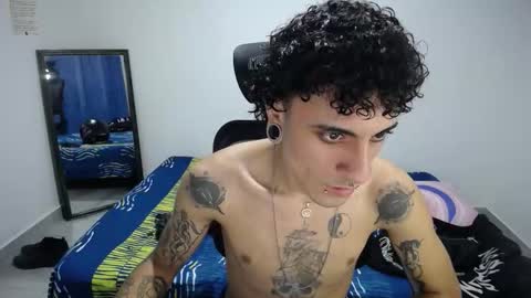 Plux online show from November 13, 9:36 pm