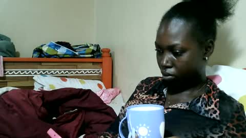 Snapshot of preshty chatting on June 24, 5:39 am preshty online show from June 24, 5:39 am
