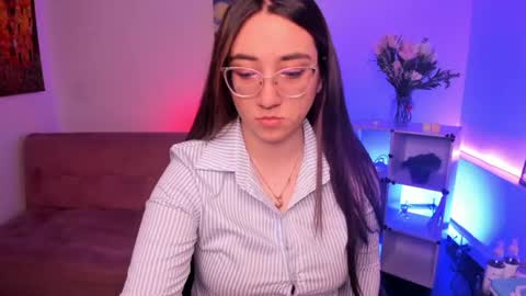 Snapshot of press_anykey chatting on June 15, 12:29 pm Camila online show from June 15, 12:29 pm