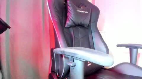 PRESSURE online show from February 28, 10:38 am