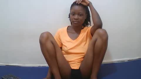 Snapshot of prettie_tesh chatting on January 15, 9:25 am prettie_tesh online show from January 15, 9:25 am