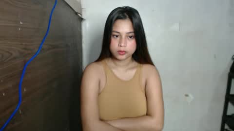 Snapshot of pretty__ella chatting on October 1, 7:53 pm ELLA online show from October 1, 7:53 pm