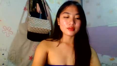 pretty_am online show from November 5, 1:33 pm
