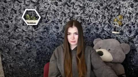 Snapshot of pretty_angell_ chatting on April 7, 10:59 am anna online show from April 7, 10:59 am