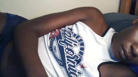 Snapshot of pretty_ass07 chatting on June 24, 4:33 am pretty_ass07 online show from June 24, 4:33 am