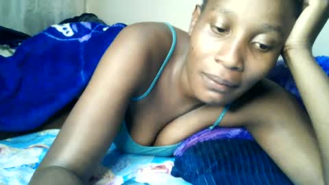 Snapshot of pretty_ass07 chatting on June 24, 4:39 pm pretty_ass07 online show from June 24, 4:39 pm