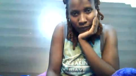 Snapshot of pretty_ass07 chatting on July 19, 8:18 am pretty_ass07 online show from July 19, 8:18 am