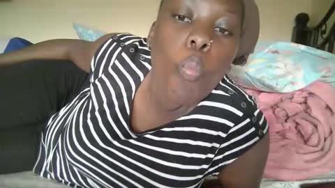 Snapshot of pretty_barbz chatting on June 8, 6:58 am pretty_barbz online show from June 8, 6:58 am
