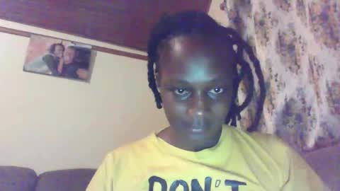 Snapshot of pretty_beib chatting on April 8, 6:30 pm Karol online show from April 8, 6:30 pm