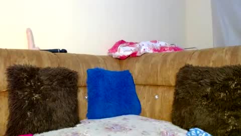 pretty beiby online show from July 30, 7:02 pm