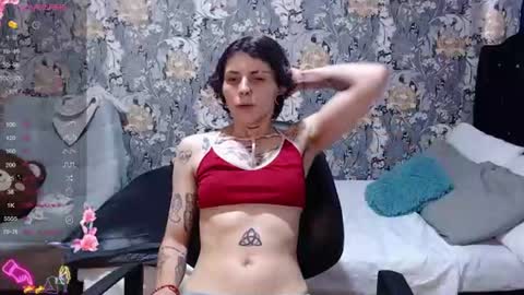 pretty_cristal22 online show from June 13, 8:40 pm