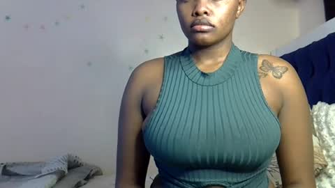 pretty_daina3 online show from June 26, 9:25 am
