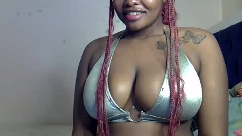 pretty_daina3 online show from July 25, 4:54 am