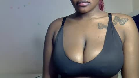 pretty_daina3 online show from July 31, 1:49 am