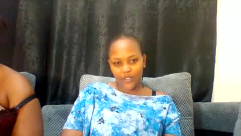 Snapshot of pretty_dee1 chatting on May 7, 3:01 am pretty_dee1 online show from May 7, 3:01 am