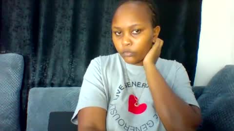 Snapshot of pretty_dee1 chatting on May 9, 7:08 pm pretty_dee1 online show from May 9, 7:08 pm