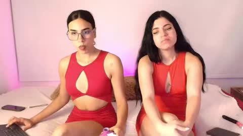 Dirty Sis online show from October 18, 5:43 am