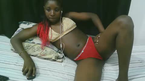 pretty online show from May 7, 4:40 am