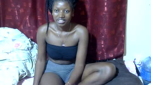 Snapshot of pretty_ebby chatting on June 13, 2:04 pm pretty_ebby online show from June 13, 2:04 pm