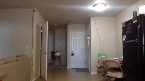 Snapshot of pretty_girl828687 chatting on October 20, 7:36 pm pretty_girl828687 online show from October 20, 7:36 pm