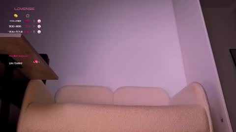 Snapshot of pretty_helga chatting on July 17, 11:17 am pretty_helga online show from July 17, 11:17 am
