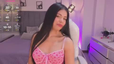 pretty online show from July 5, 3:02 am
