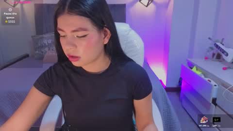 pretty online show from July 6, 3:03 am