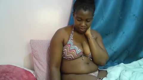 pretty_kylah online show from September 28, 4:12 pm