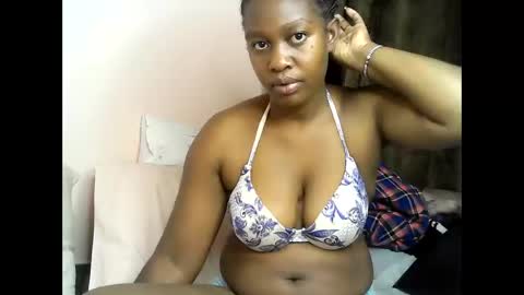 Snapshot of pretty_kylah chatting on May 26, 1:12 am pretty_kylah online show from May 26, 1:12 am