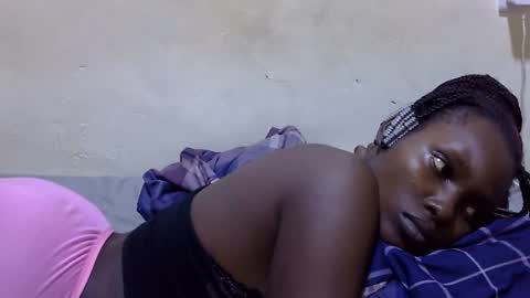 pretty_leila1 online show from April 29, 11:22 pm