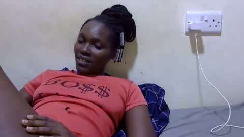 pretty_leila1 online show from April 30, 9:08 pm
