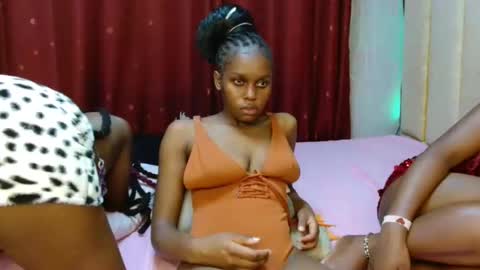 Pretty online show from February 25, 4:00 am